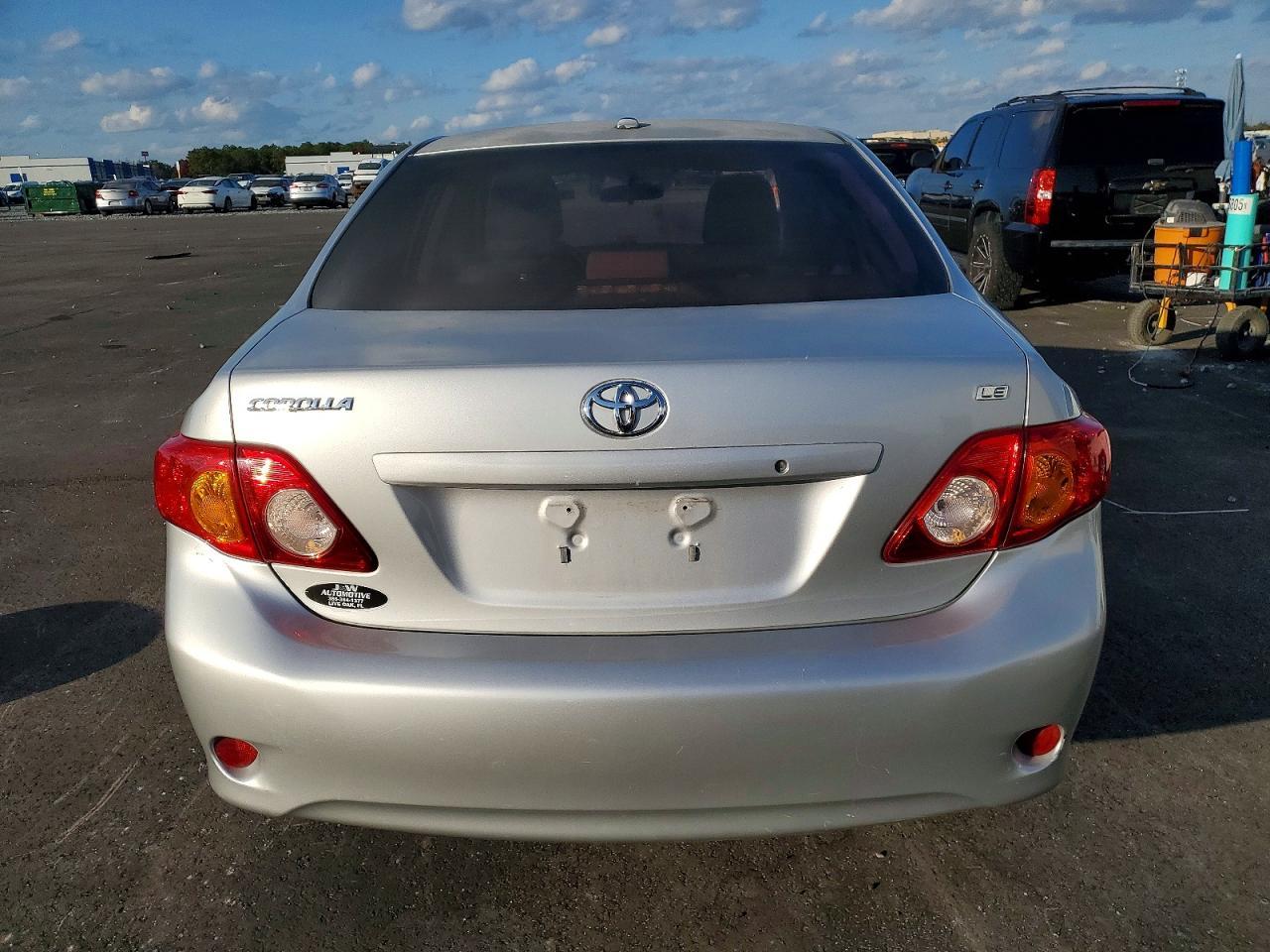 2009 Toyota Corolla Base - Фото 6