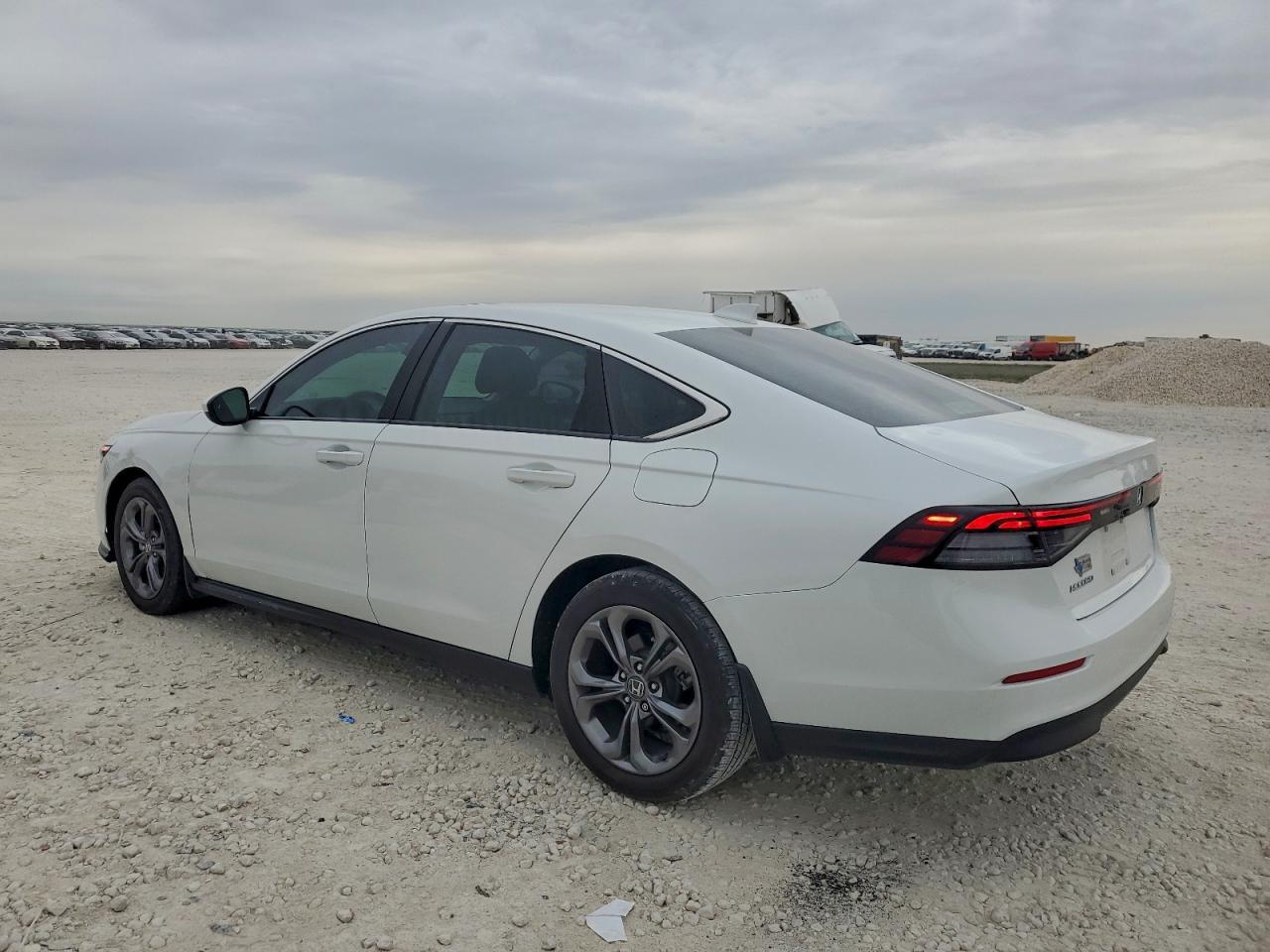 2024 Honda Accord Ex - Фото 2