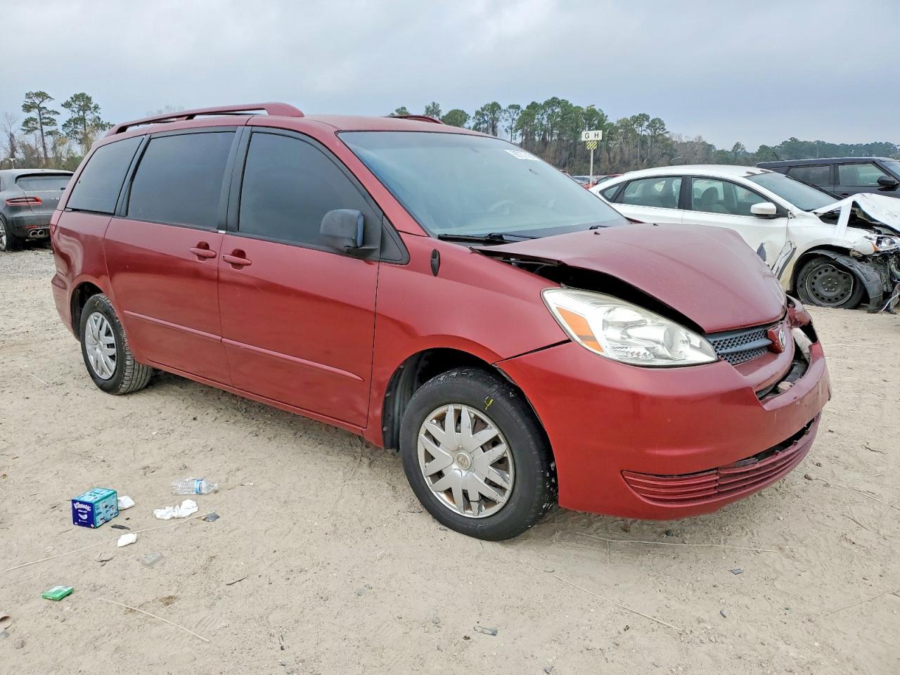 2005 Toyota Sienna Ce - Image 4