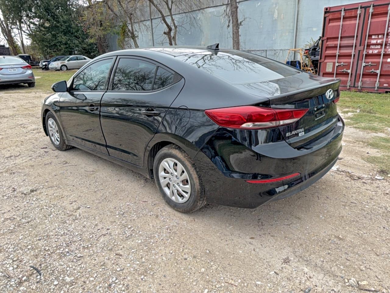 2017 Hyundai Elantra Se - Фото 3