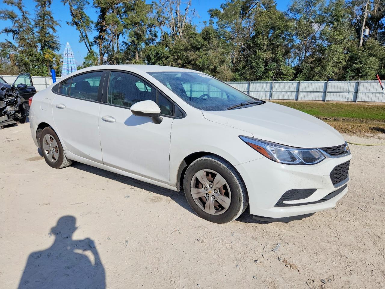 2018 Chevrolet Cruze Ls - Image 4