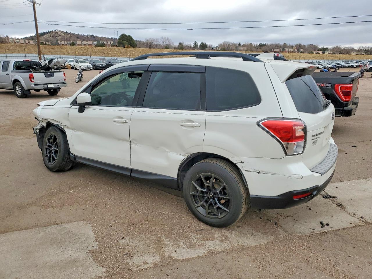 2018 Subaru Forester 2.5I Premium - Фото 2