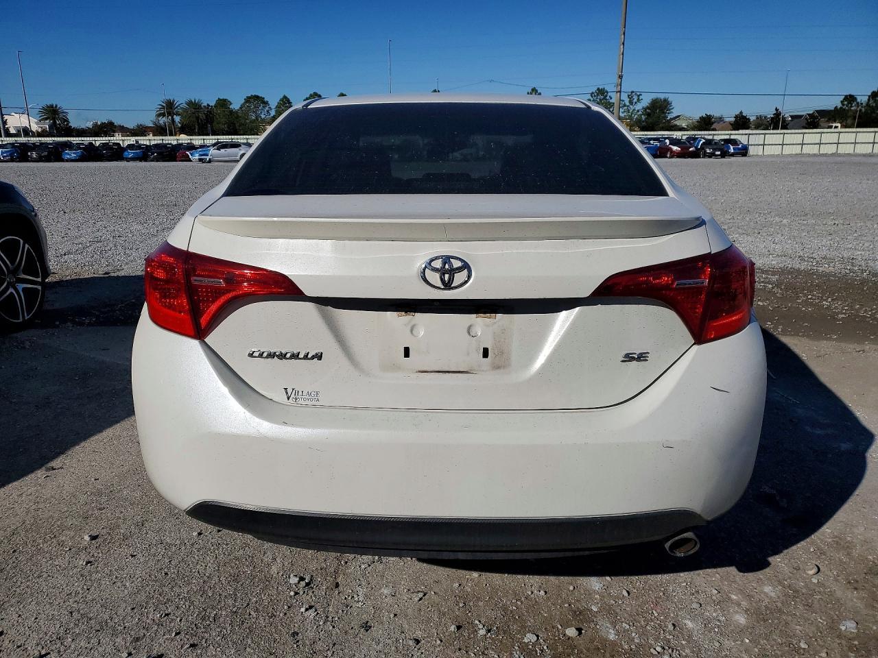 2018 Toyota Corolla Se - Фото 6