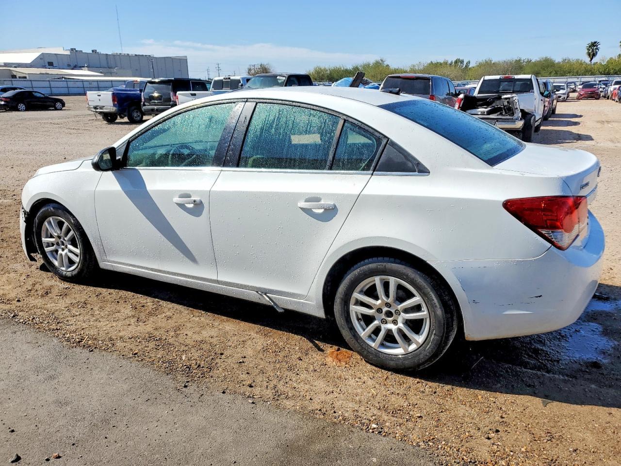 2012 Chevrolet Cruze Ls - Фото 2