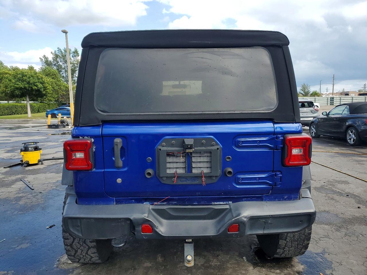 2020 Jeep Wrangler Unlimited Sport - Фото 6