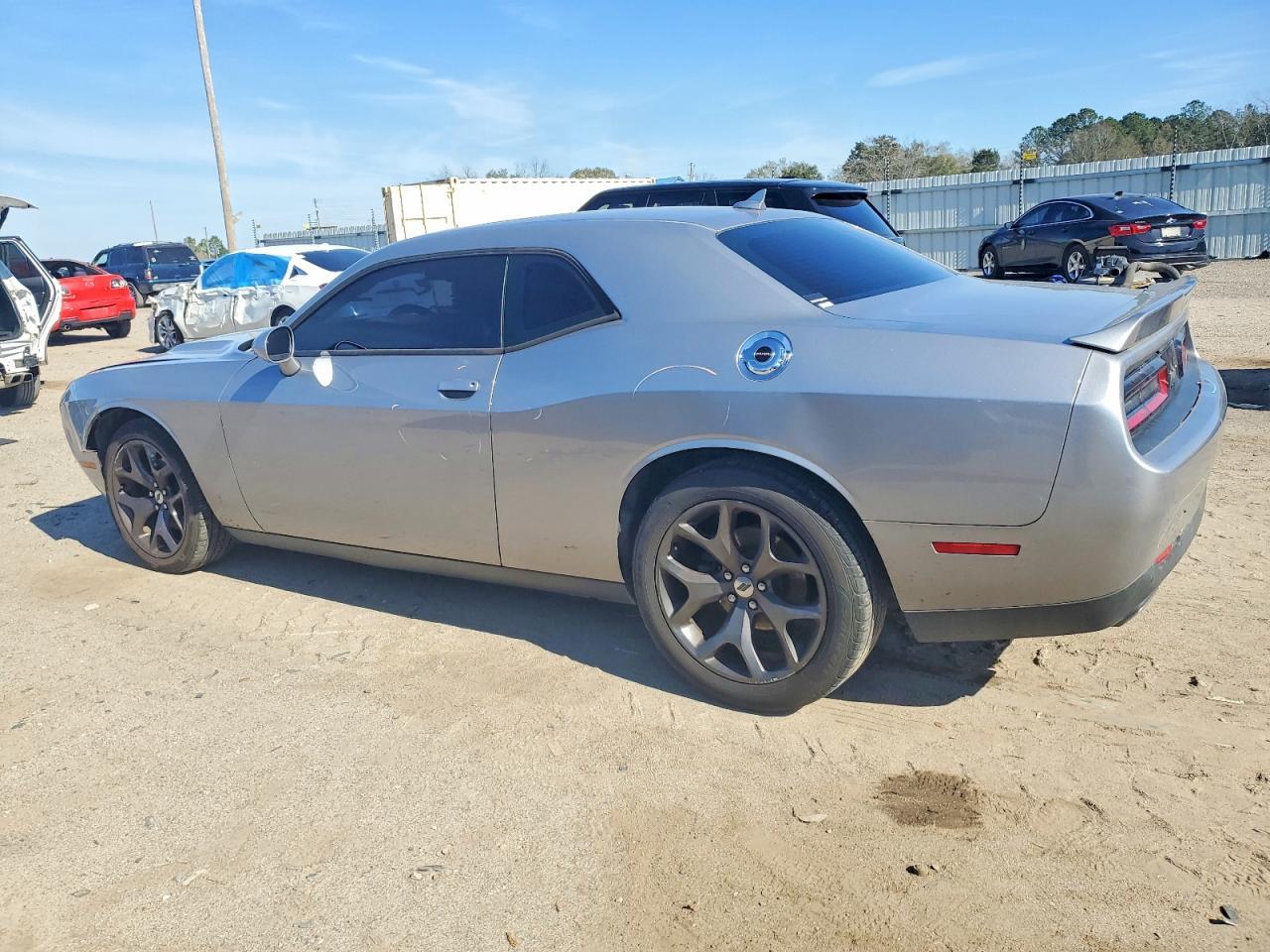 2018 Dodge Challenger Sxt - Фото 2