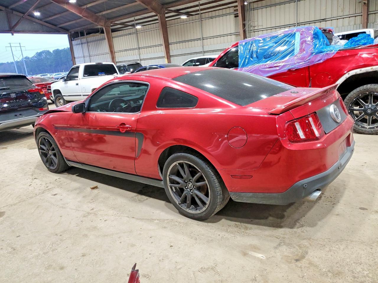 2012 Ford Mustang - Фото 2