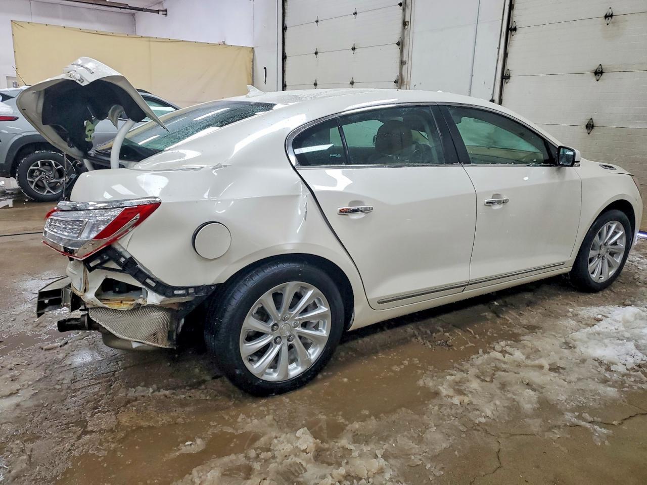 2014 Buick Lacrosse - Image 3