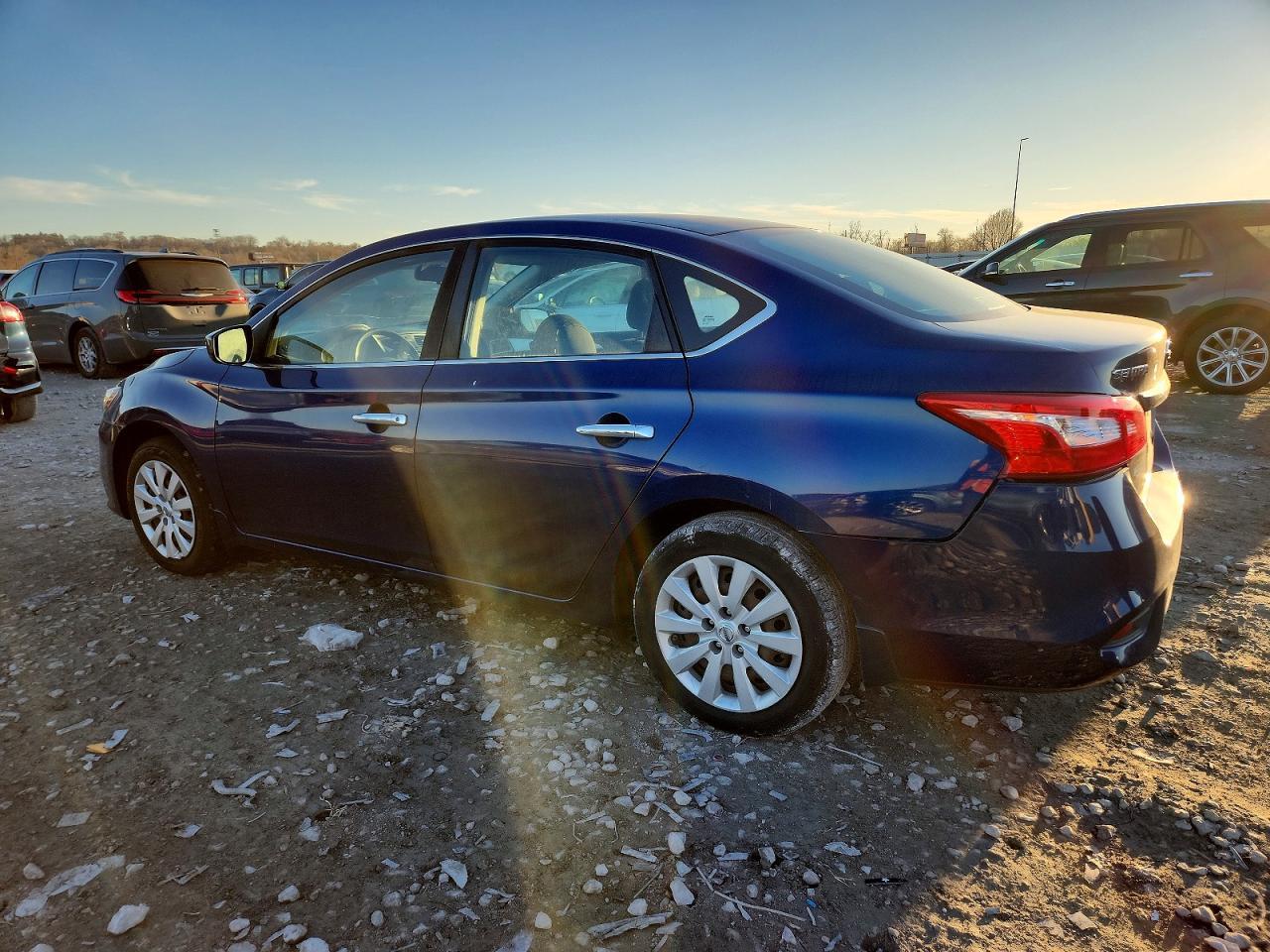 2016 Nissan Sentra S - Image 2