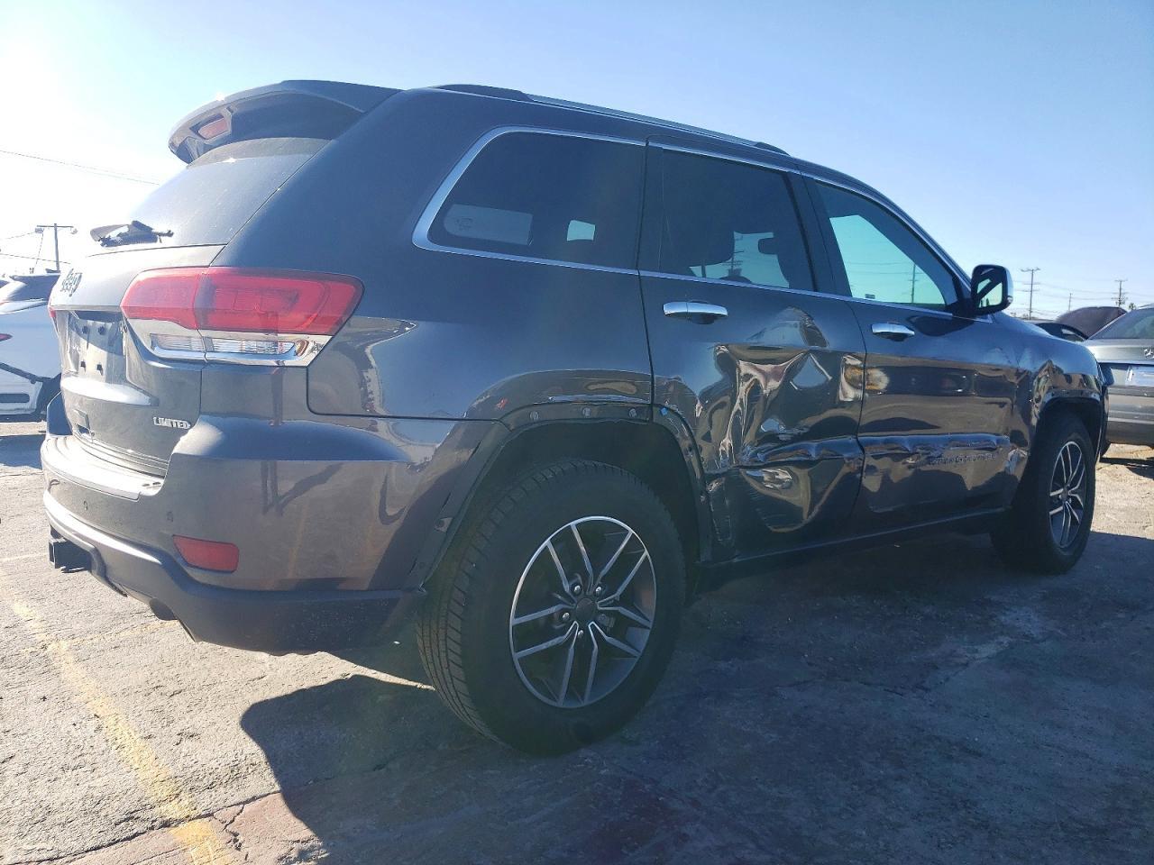 2019 Jeep Grand Cherokee Limited - Image 3
