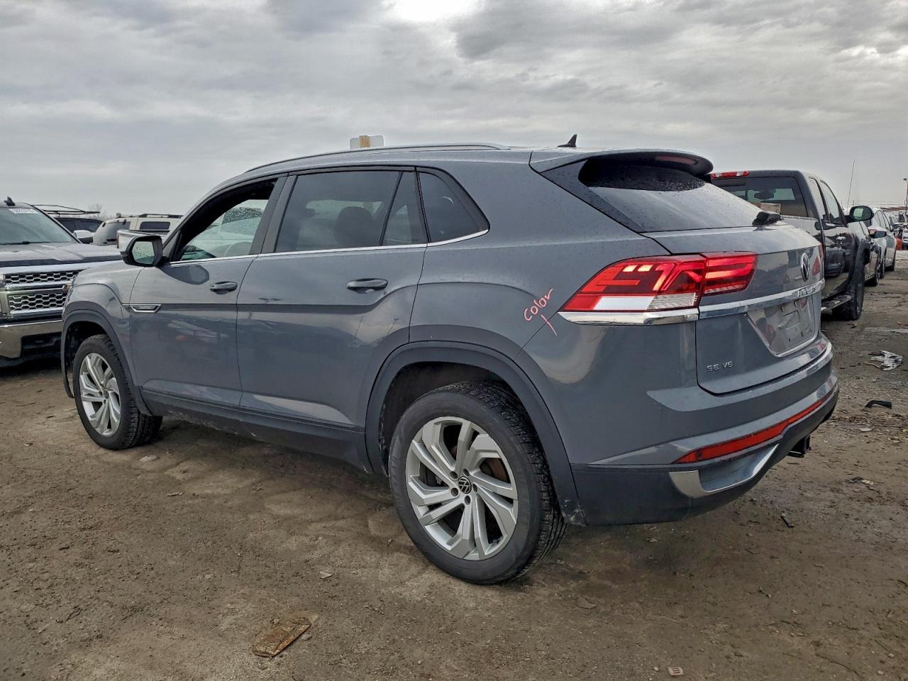 2020 Volkswagen Atlas Cross Sport Se - Image 2