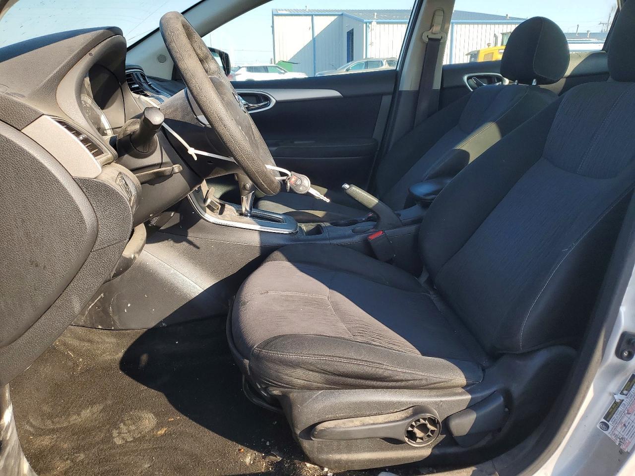 2014 Nissan Sentra S - Фото 7