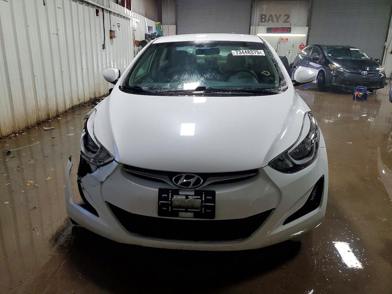 2014 Hyundai Elantra Se - Фото 5