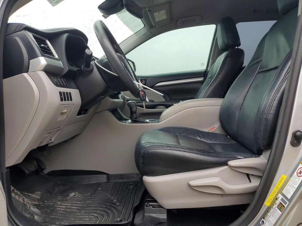 2017 Toyota Highlander Le - Фото 7