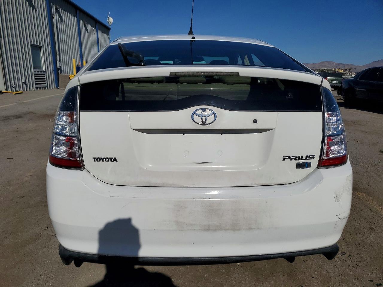 2004 Toyota Prius Base - Фото 6