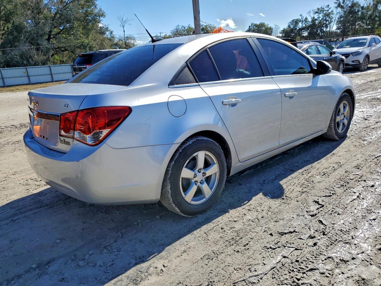 2012 Chevrolet Cruze Lt - Фото 3