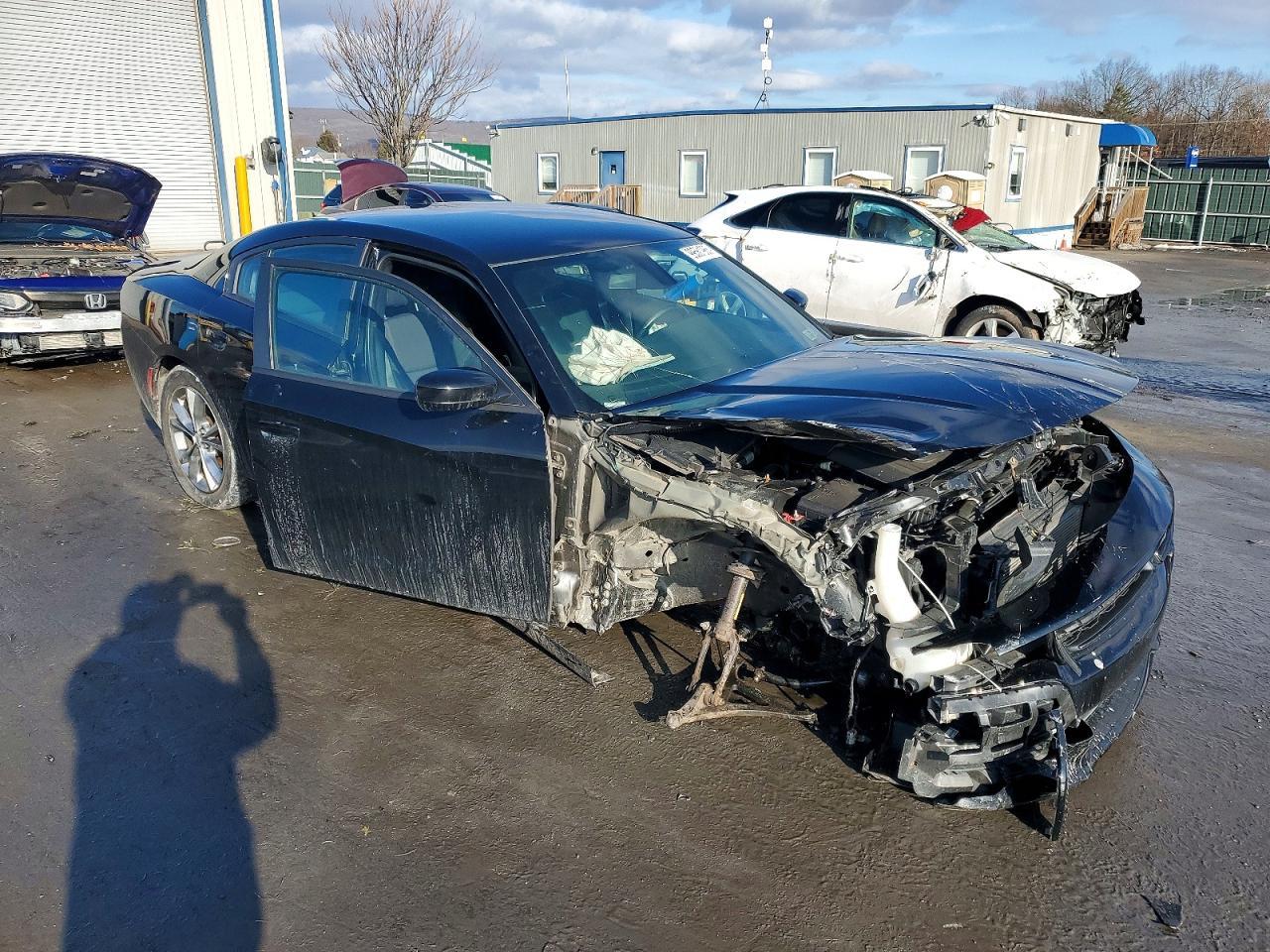 2021 Dodge Charger Sxt - Image 4