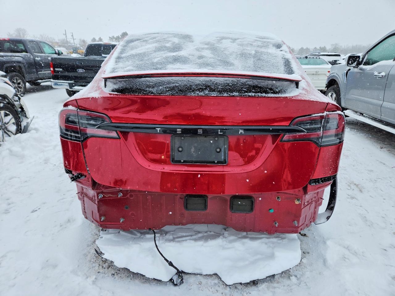 2023 Tesla Model X - Image 6