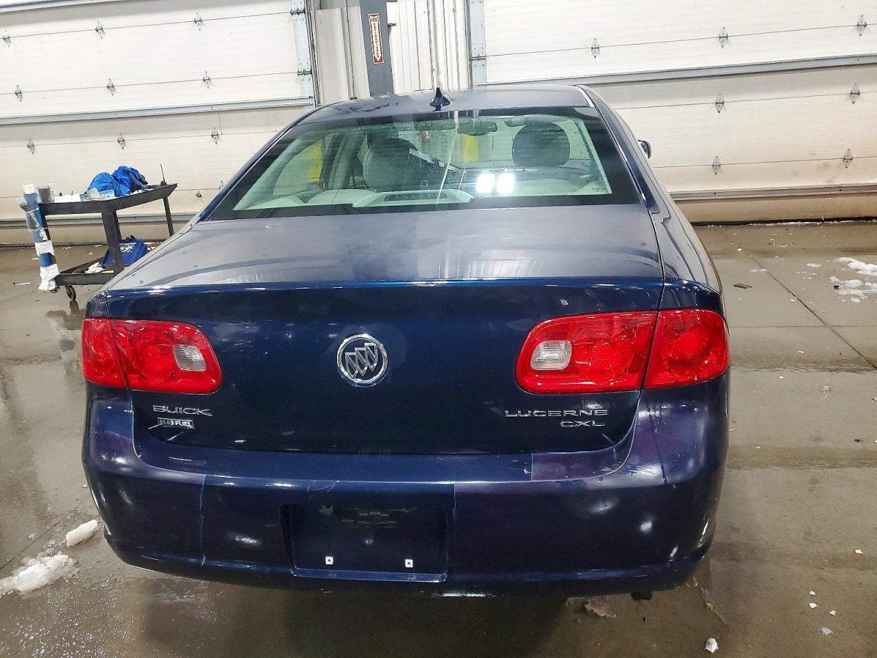 2009 Buick Lucerne Cxl - Image 6
