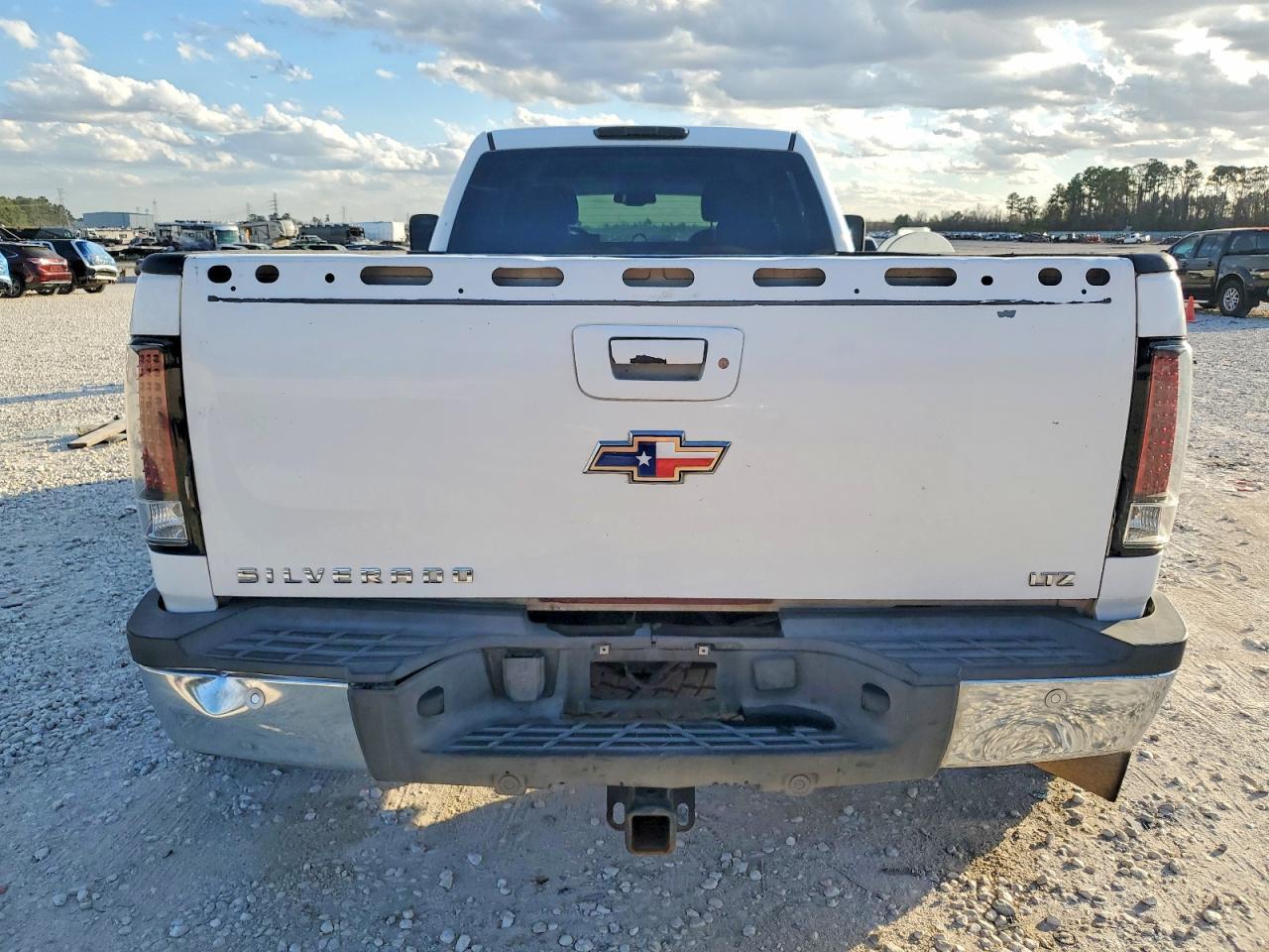 2008 Chevrolet Silverado C3500 - Image 6