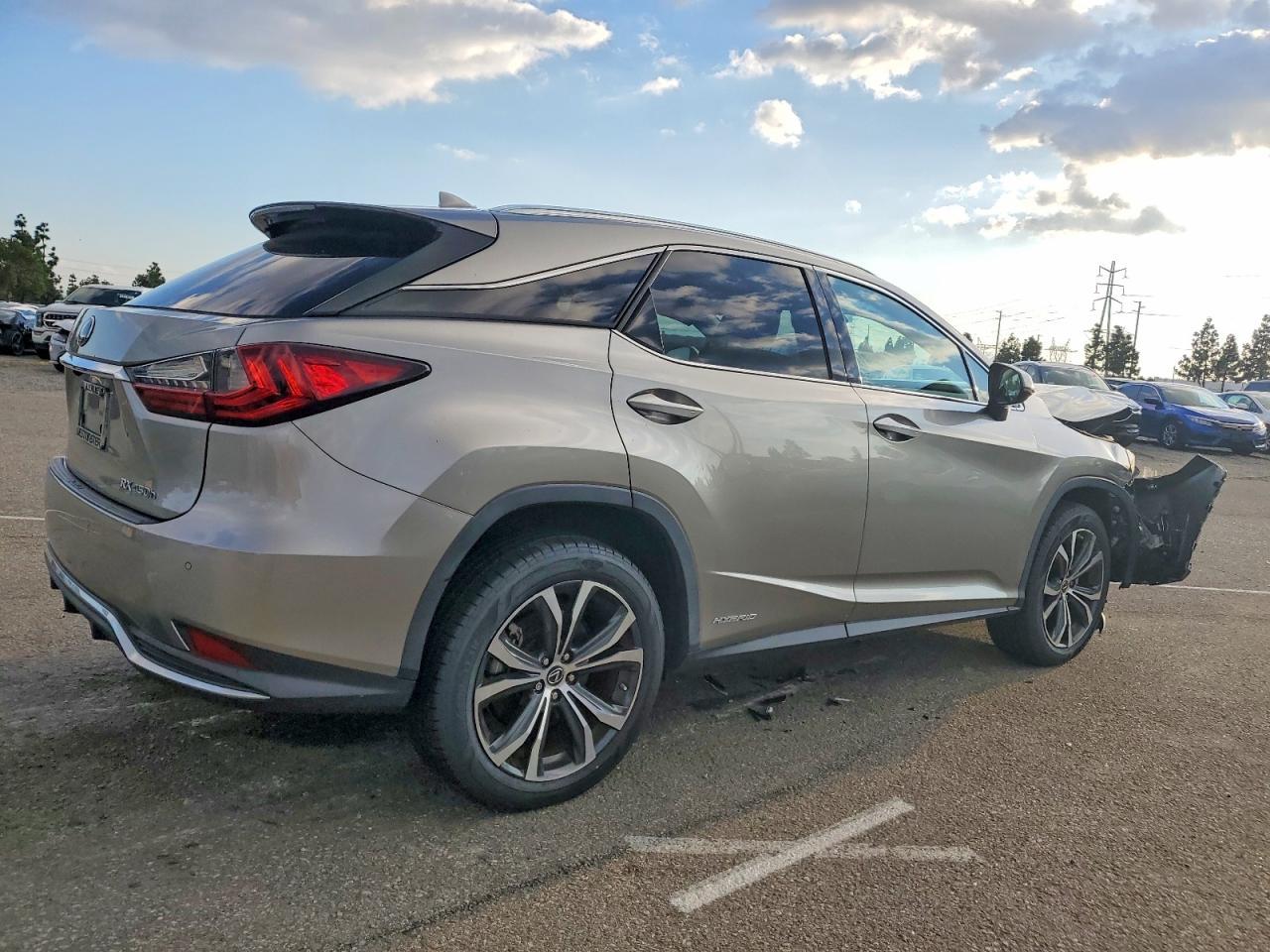 2021 Lexus Rx 450H - Фото 3