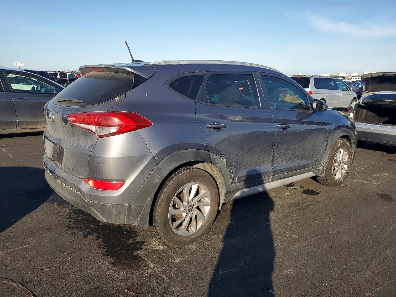 2017 Hyundai Tucson Se - Фото 3
