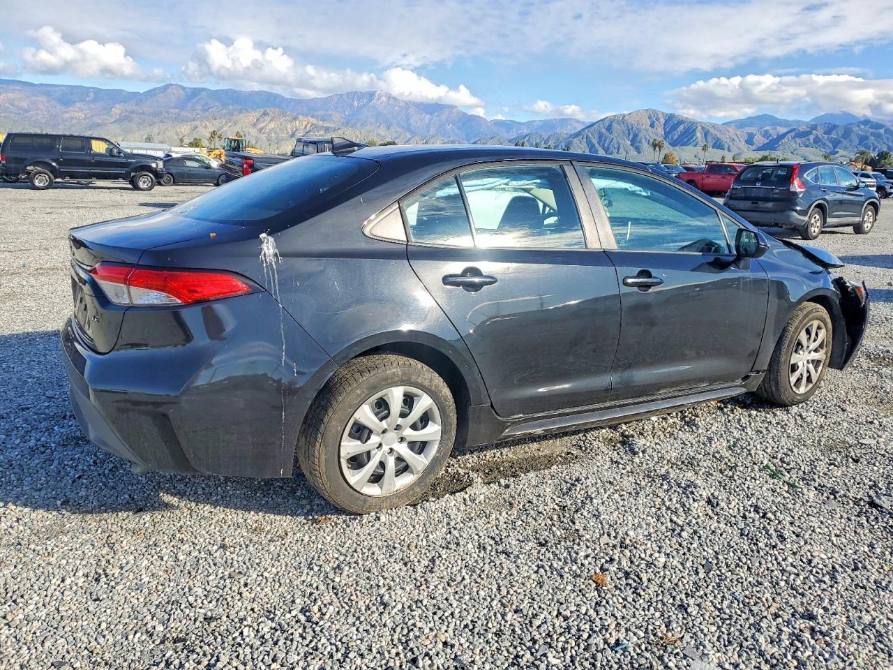 2020 Toyota Corolla Le - Image 3