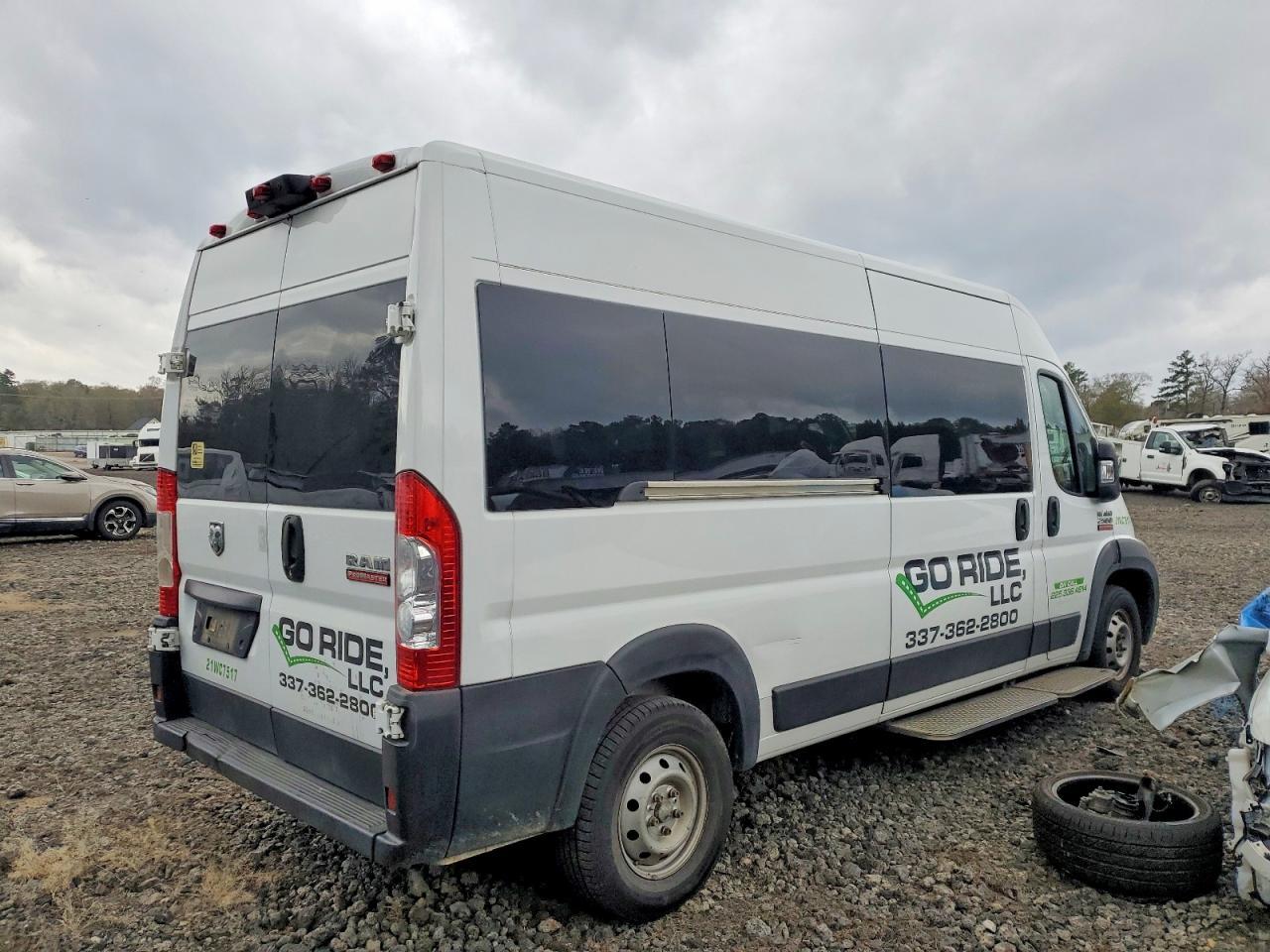 2021 Ram Promaster 2500 Cargo - Фото 3