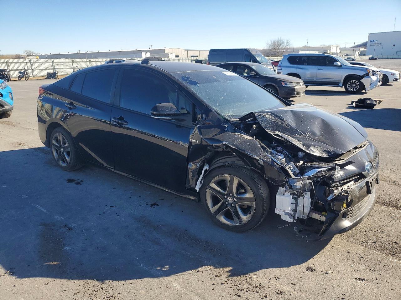 2022 Toyota Prius Night Shade - Фото 4