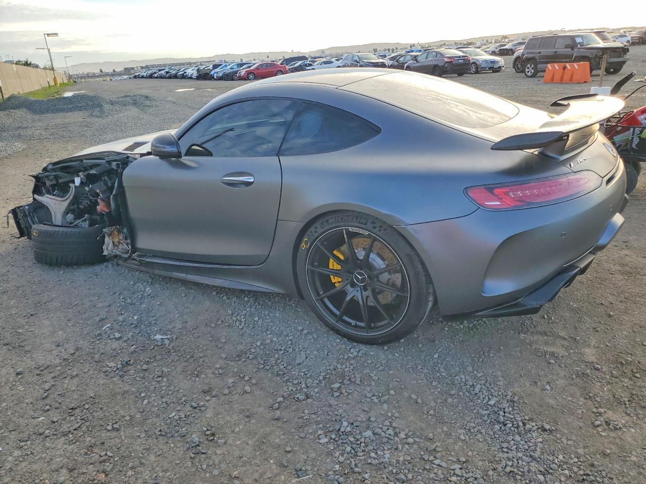 2018 Mercedes-Benz Amg Gt R - Image 2