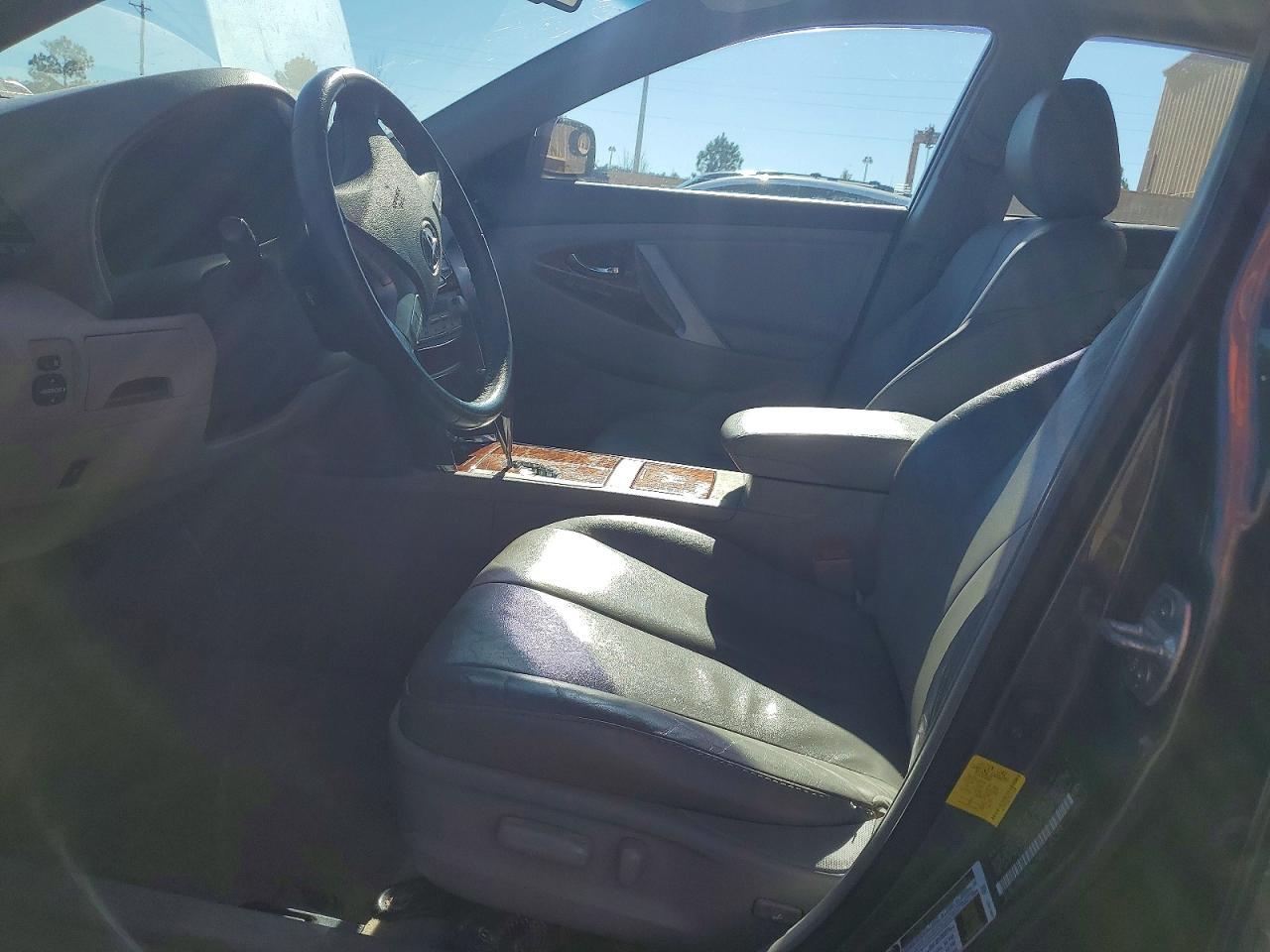 2011 Toyota Camry Base - Фото 7