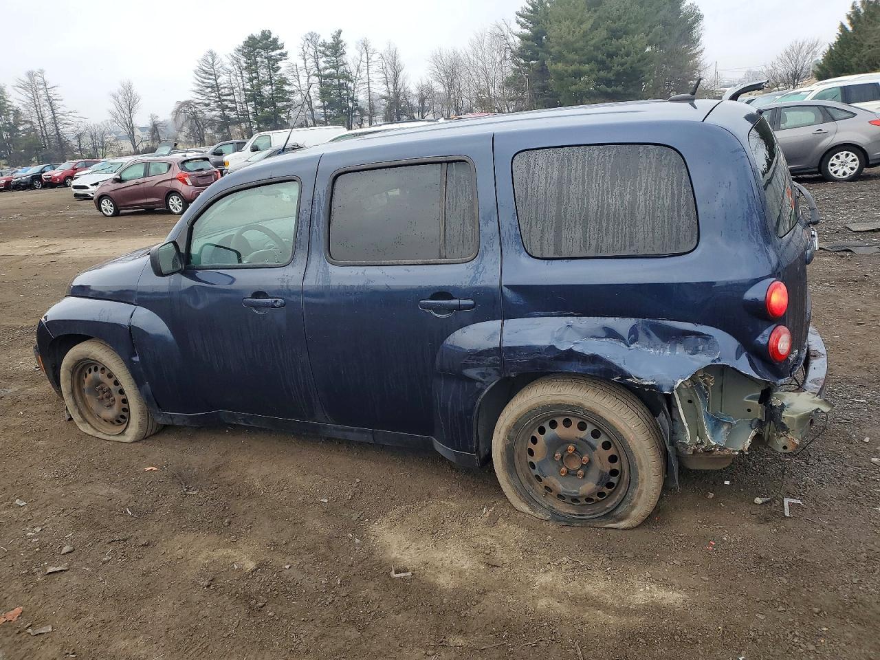 2010 Chevrolet Hhr Ls - Image 2