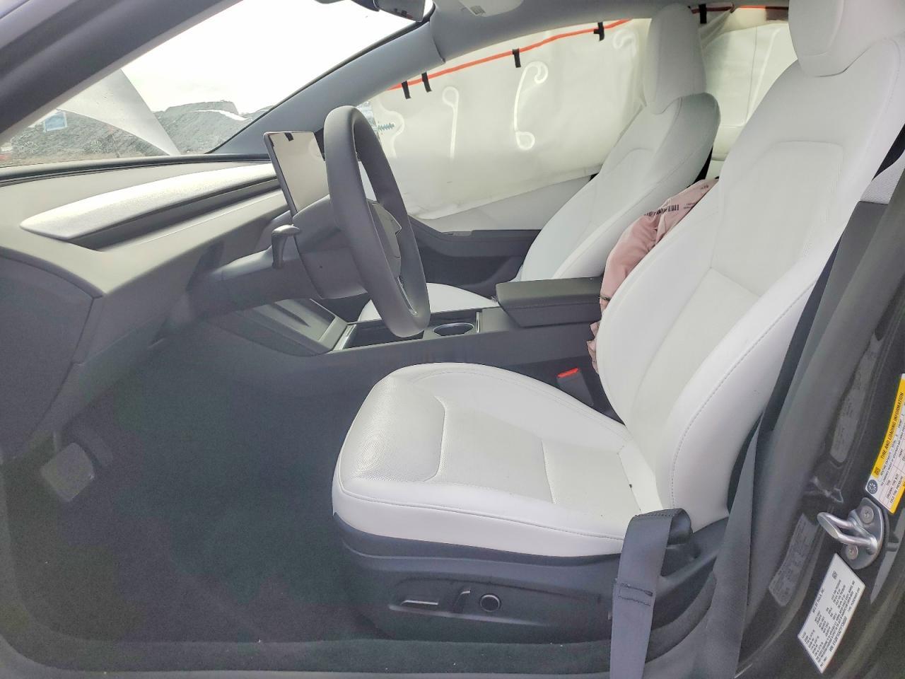 2026 Tesla Model 3 - Image 7