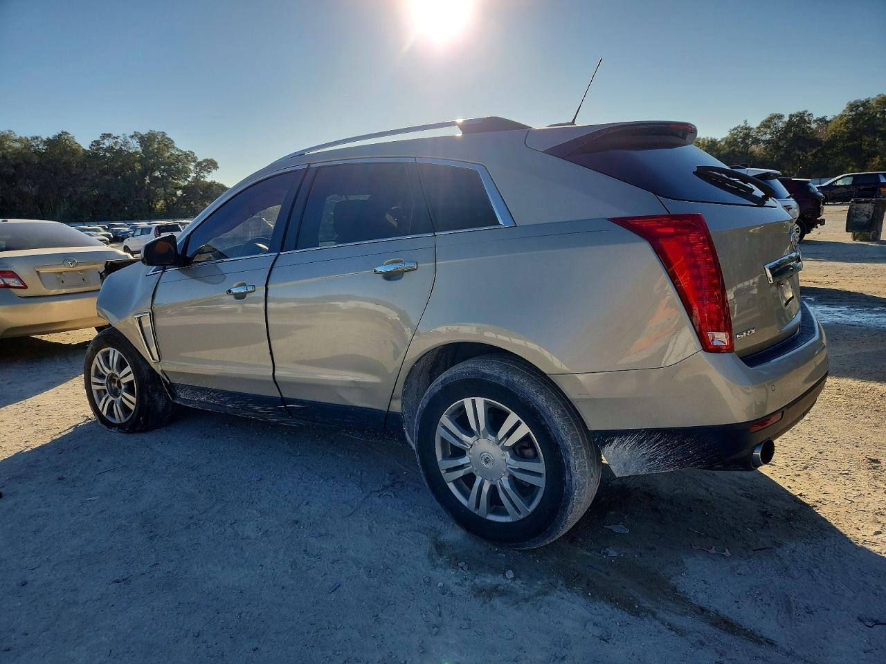 2015 Cadillac Srx Luxury Collection - Image 2