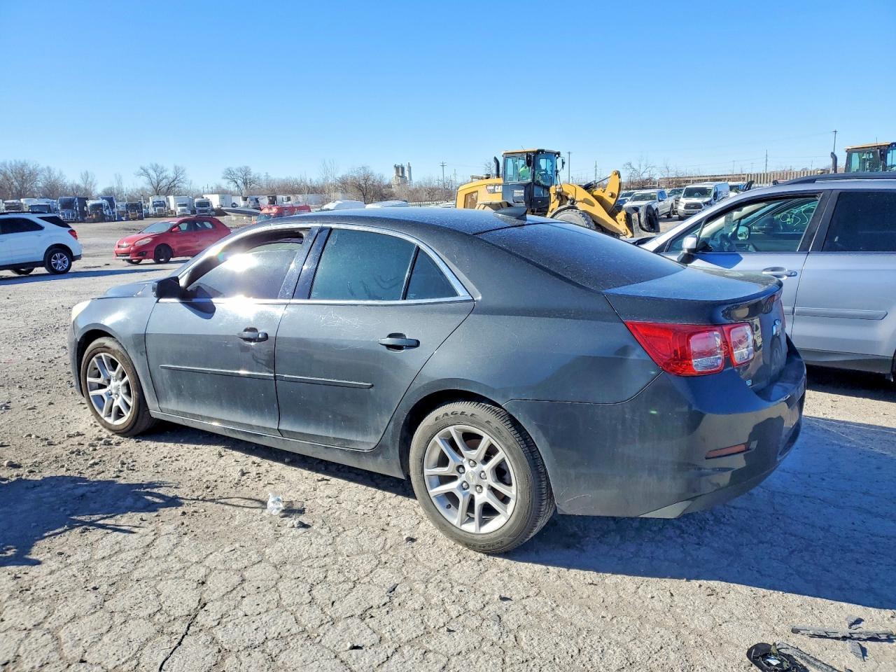 2015 Chevrolet Malibu 1Lt - Image 2