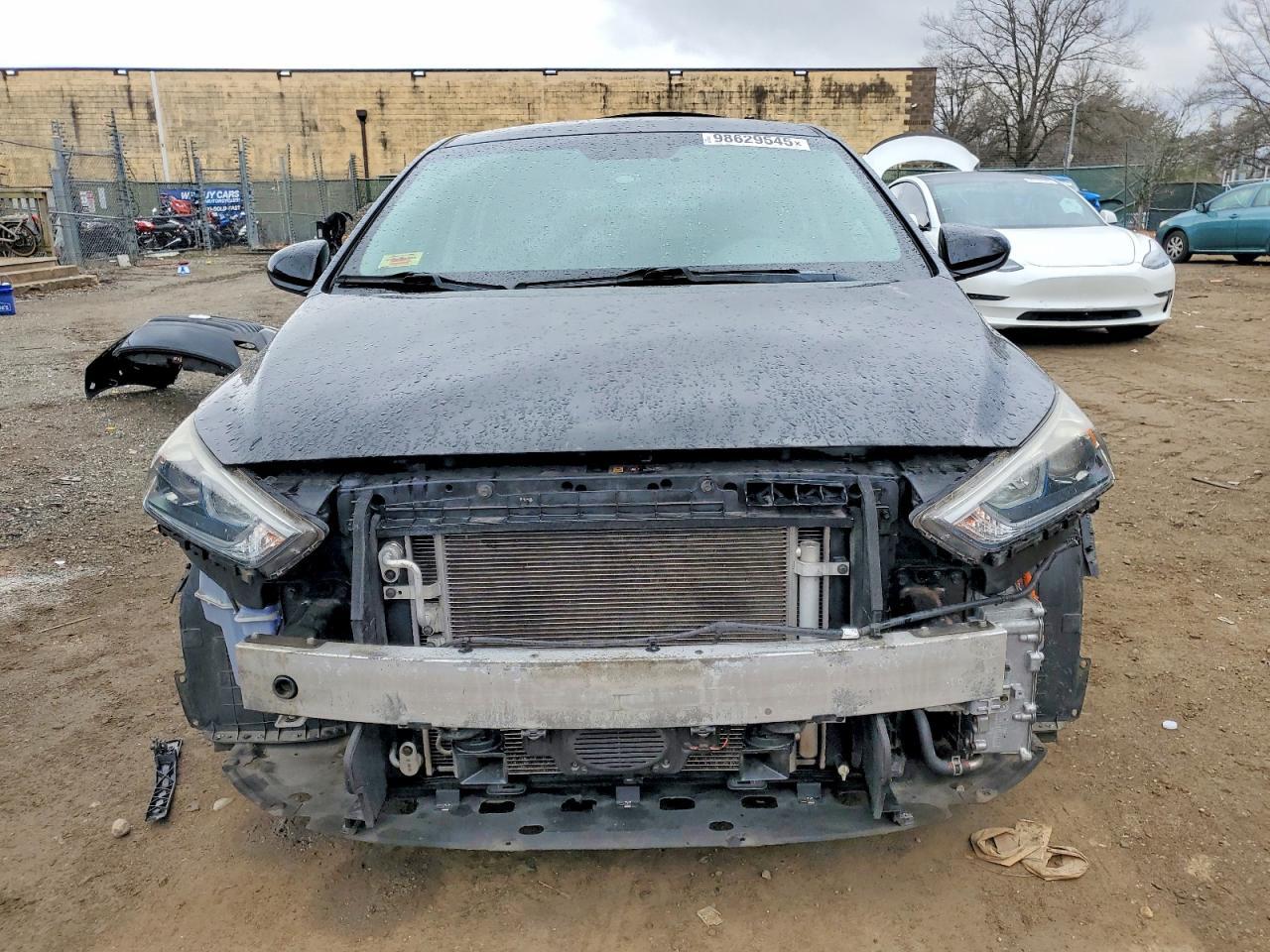 2018 Hyundai Ioniq Plug-In Hybrid - Image 5