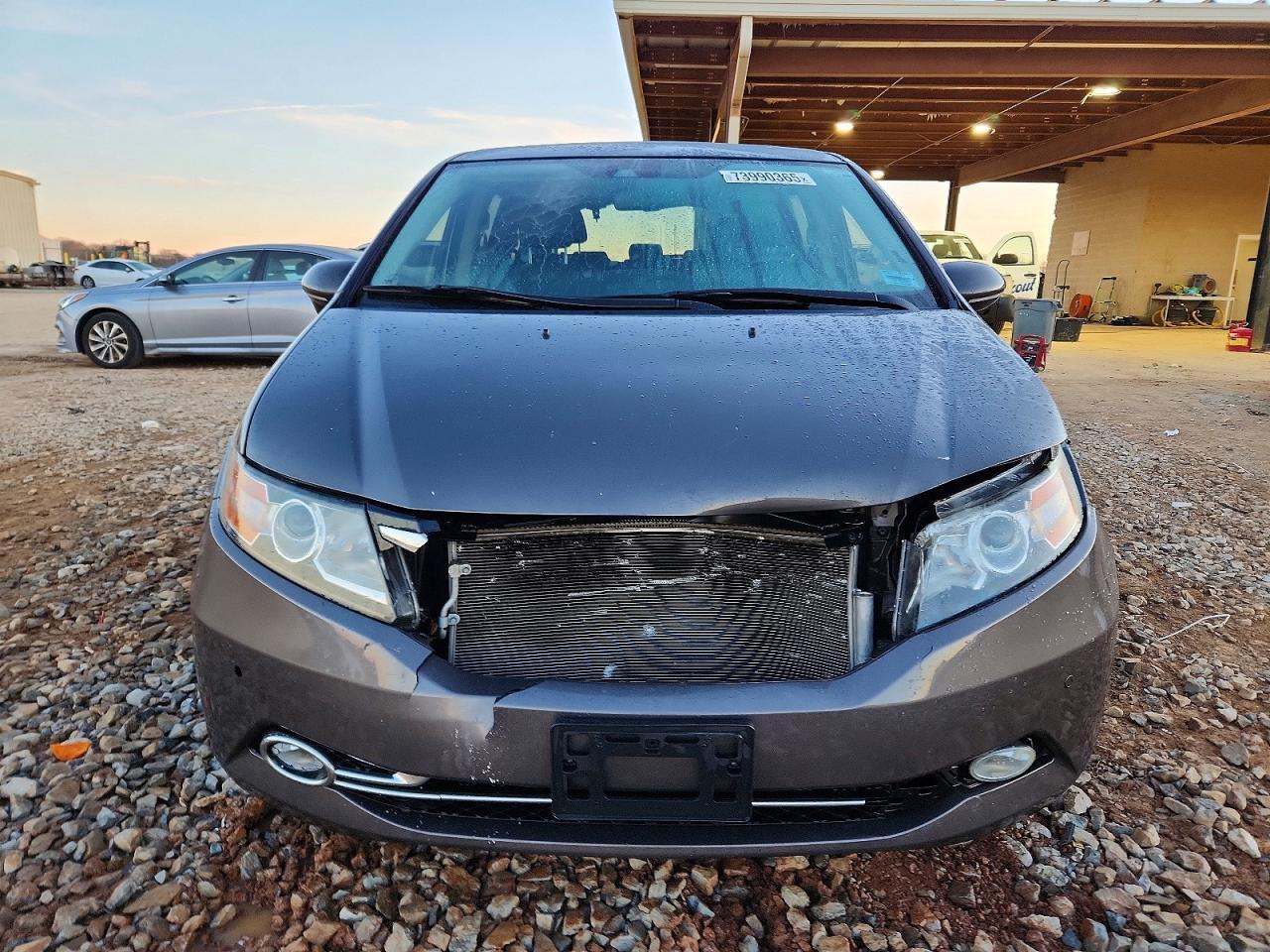 2016 Honda Odyssey Touring - Image 5