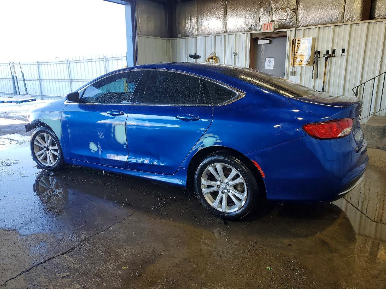 2015 Chrysler 200 Limited - Image 2