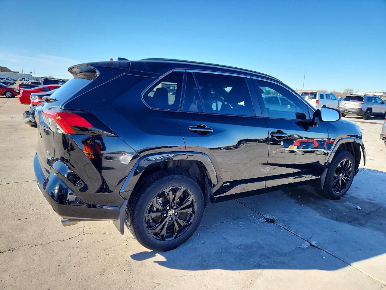 2022 Toyota Rav4 Se - Image 3