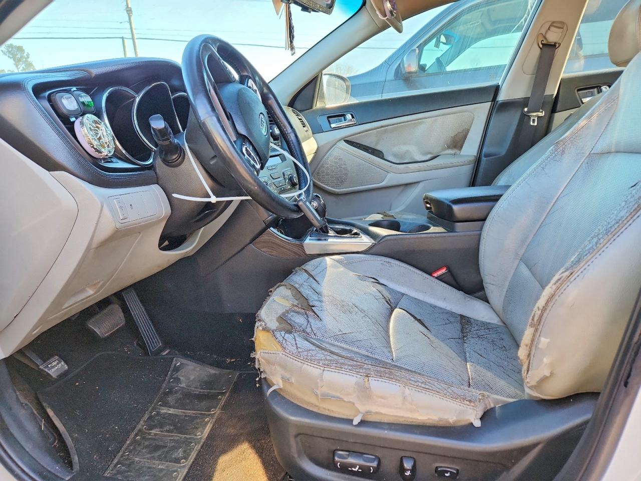 2012 Kia Optima - Image 7