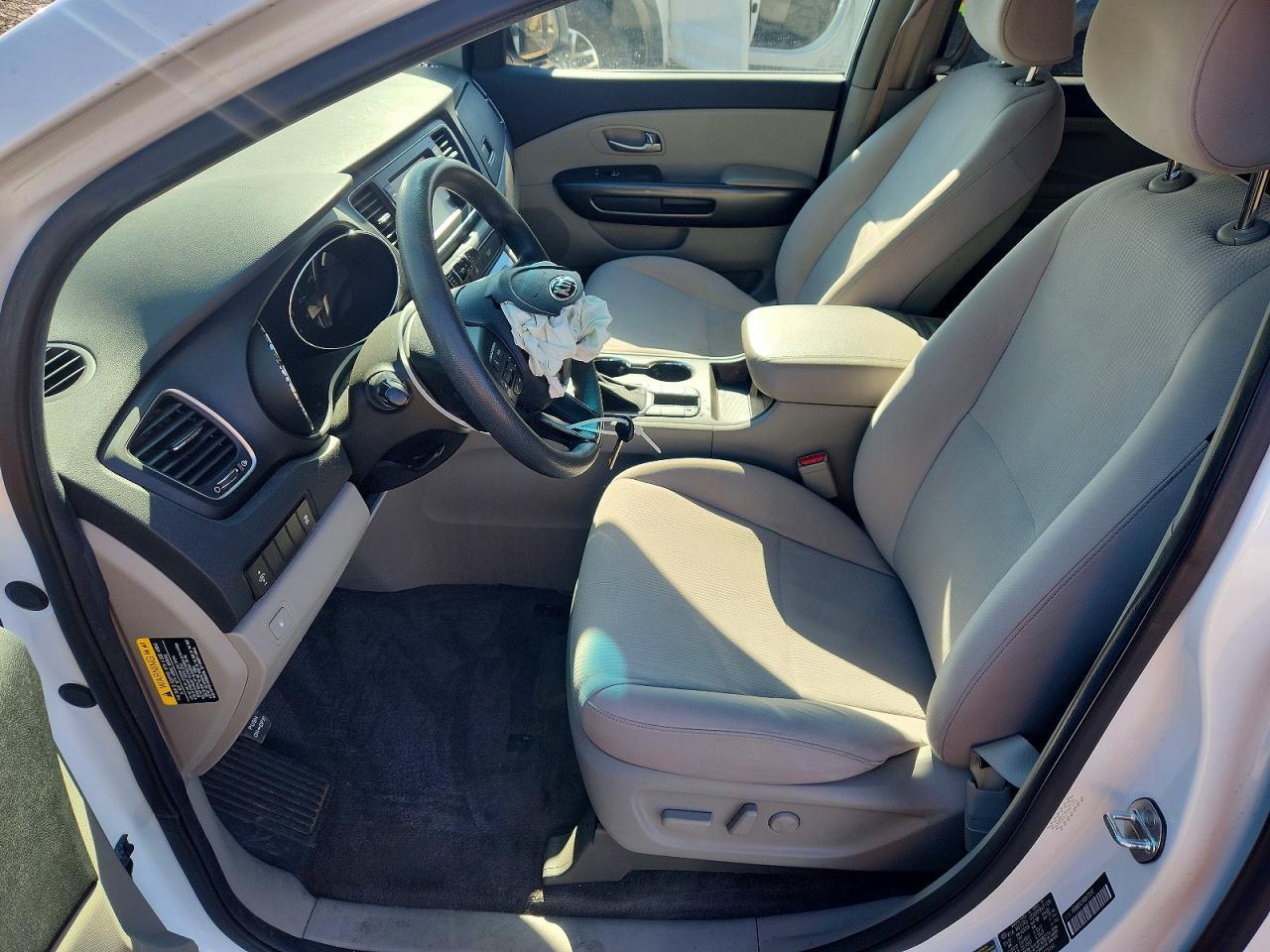 2021 Kia Sedona Lx - Фото 7