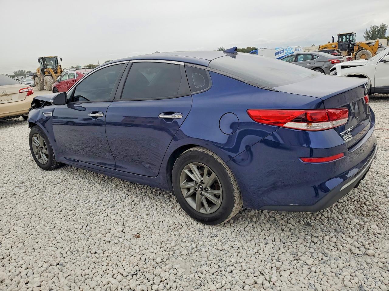 2019 Kia Optima Lx - Фото 2