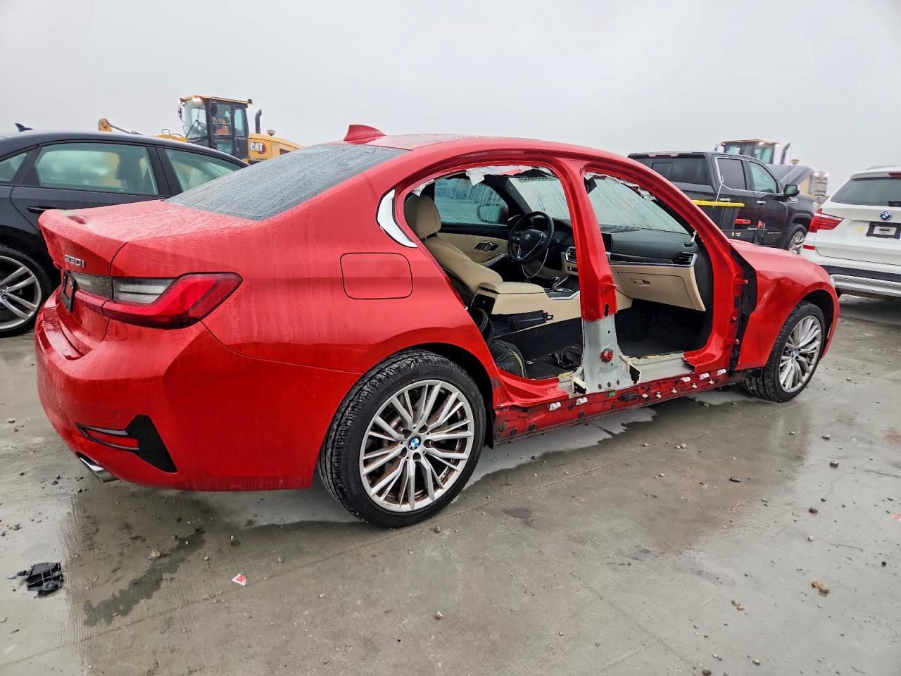 2022 BMW 330Xi - Image 3