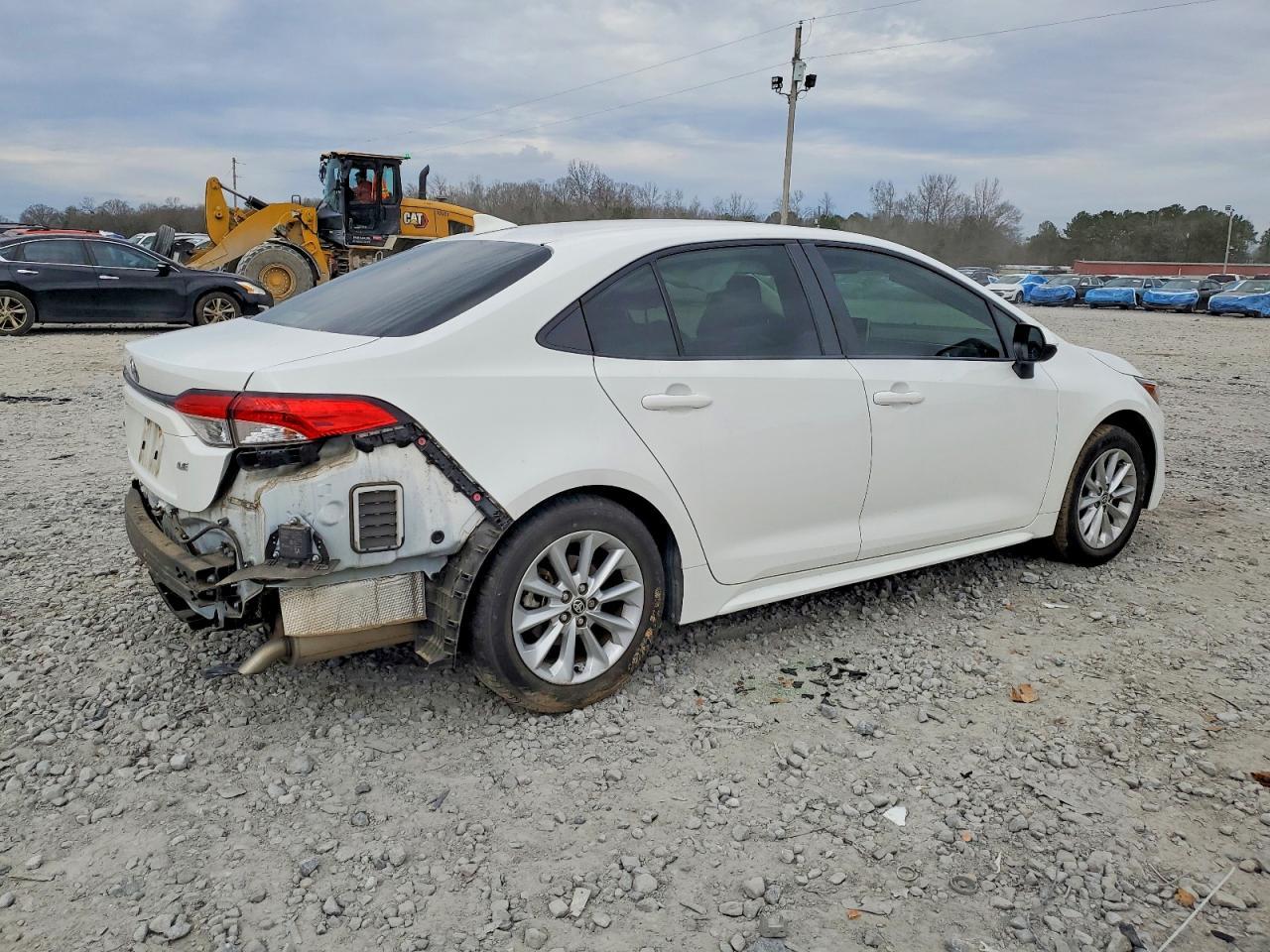 2021 Toyota Corolla Le - Image 3