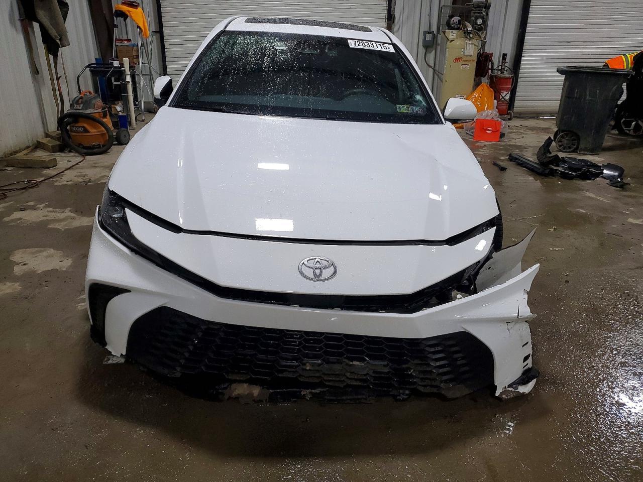 2025 Toyota Camry Xse - Фото 5
