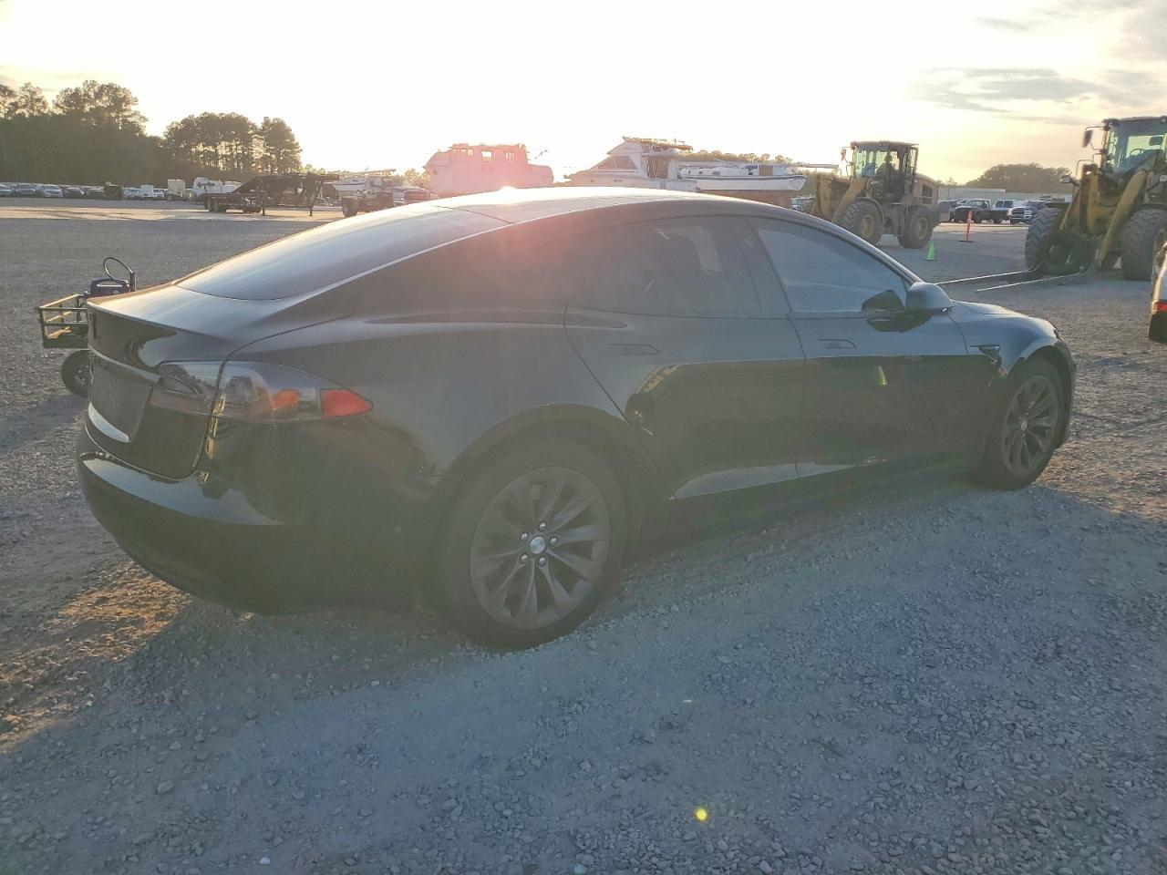 2017 Tesla Model S - Фото 3
