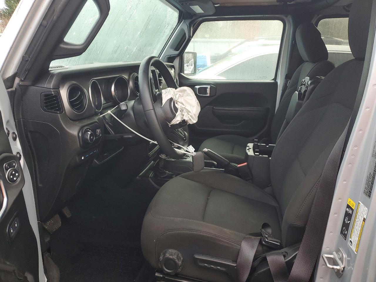 2023 Jeep Wrangler 4Xe - Image 7
