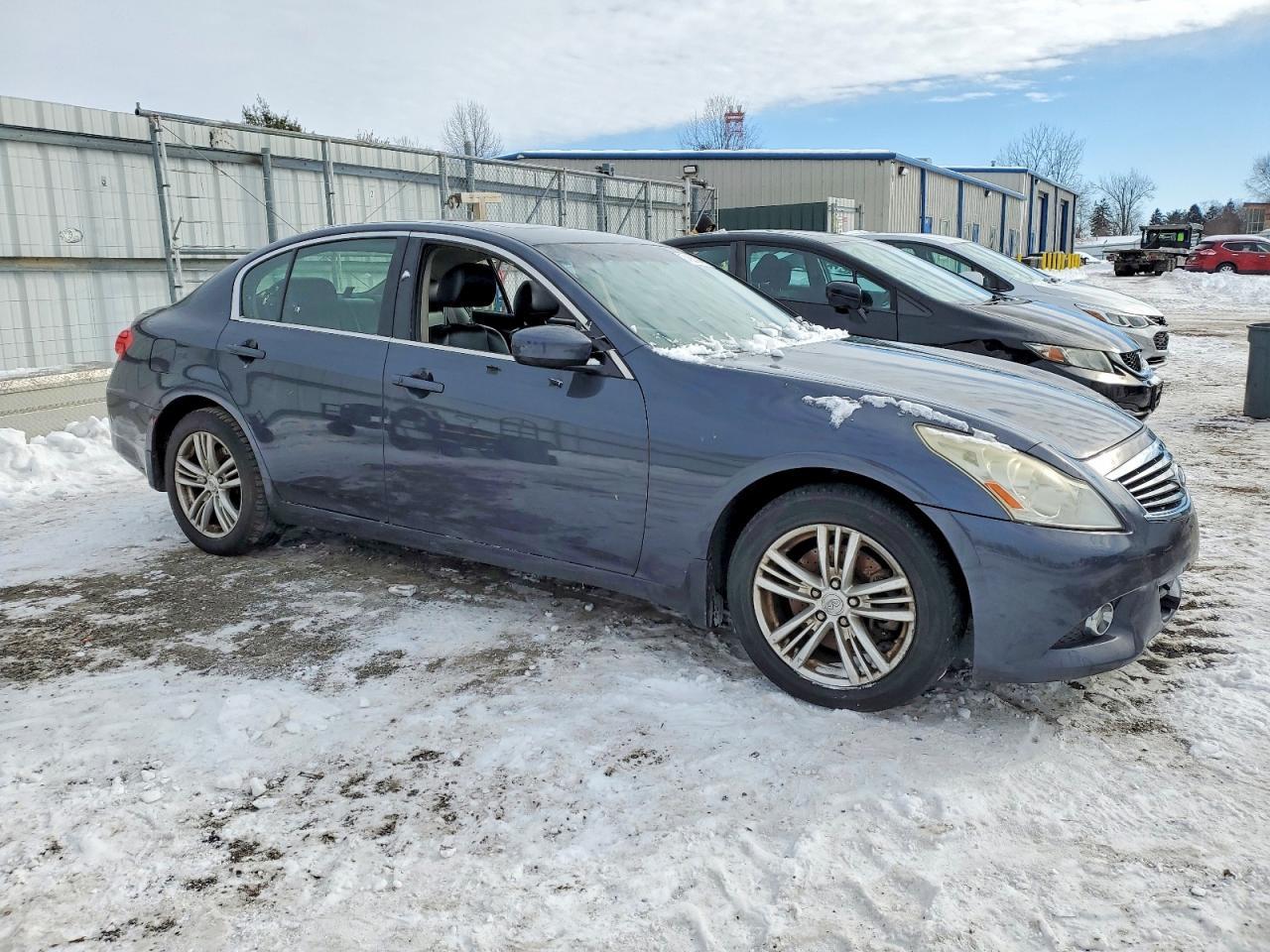 2010 Infiniti G37 - Image 4