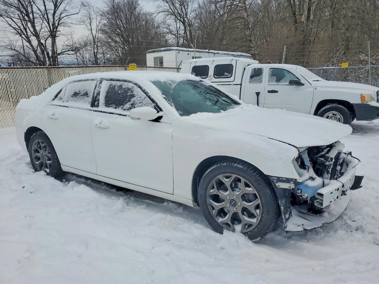 2015 Chrysler 300 S - Фото 4