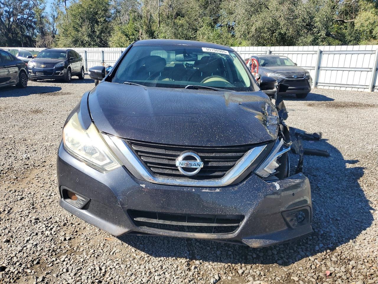 2016 Nissan Altima 2.5 - Фото 5